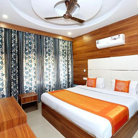 Oyo 8622 Hotel Grand Inn Chandīgarh 外观 照片