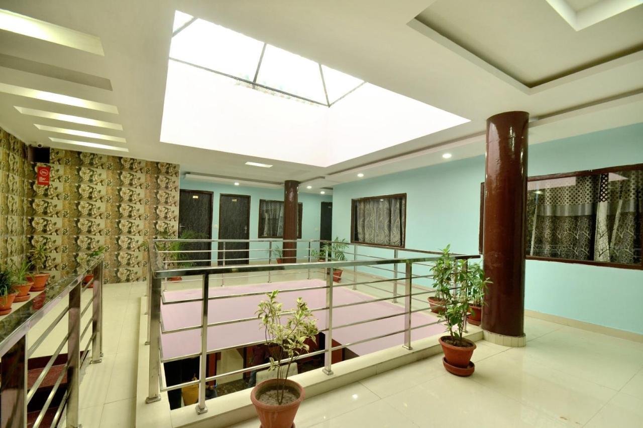 Oyo 8622 Hotel Grand Inn Chandīgarh 外观 照片
