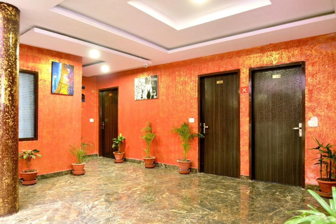 Oyo 8622 Hotel Grand Inn Chandīgarh 外观 照片